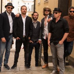 Bandfoto für Sellout, The